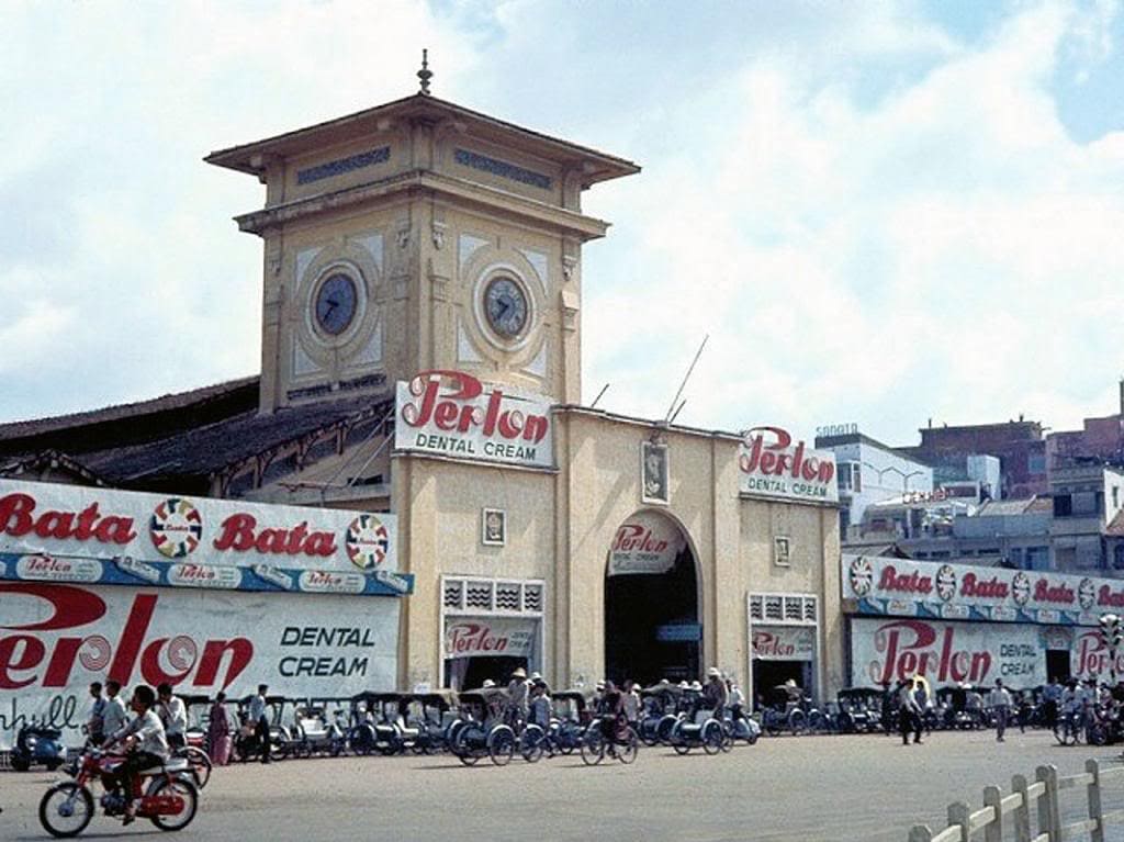 Chợ Bến Thành.
