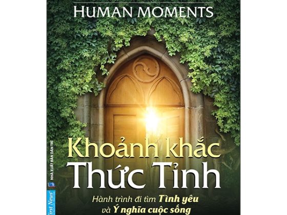 Khoảnh Khắc Thức Tỉnh - Hành Trình Đi Tìm Tình Yêu Và Ý Nghĩa Cuộc Sống PDF